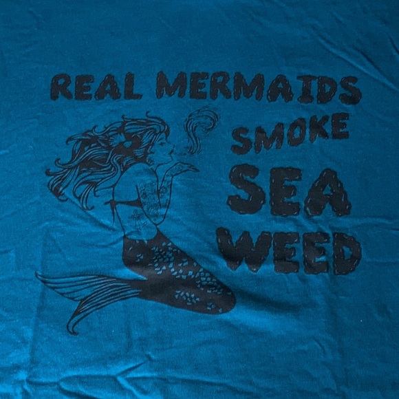 Bluenotes Real Mermaids Smoke Sea Weed Shirt - Picture 2 of 4